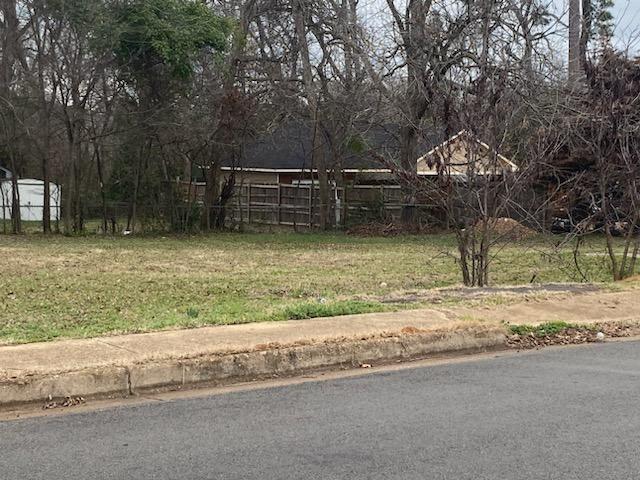 1125 W Connally Street Property Photo 1