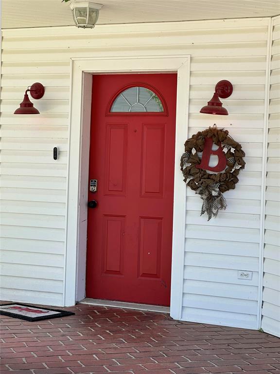 108 Big Bend Drive Property Photo 2