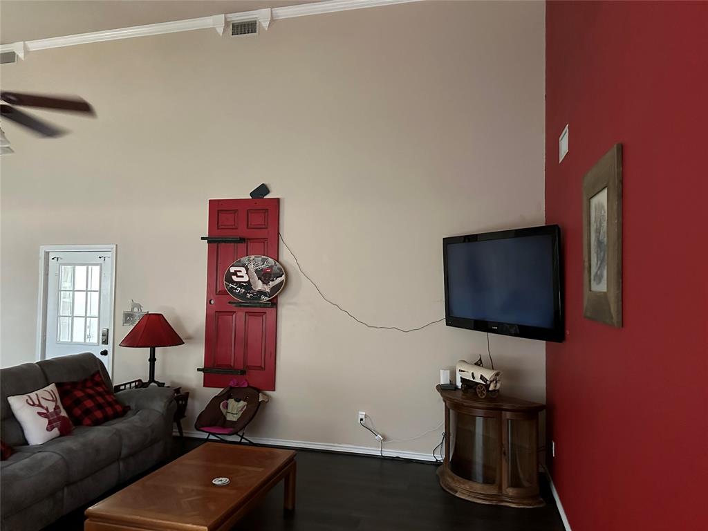 108 Big Bend Drive Property Photo 8