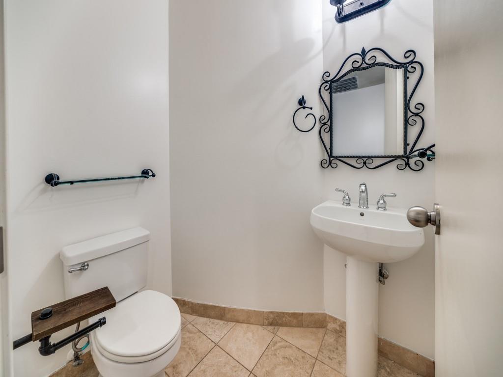 1505 Elm Street Property Photo 12