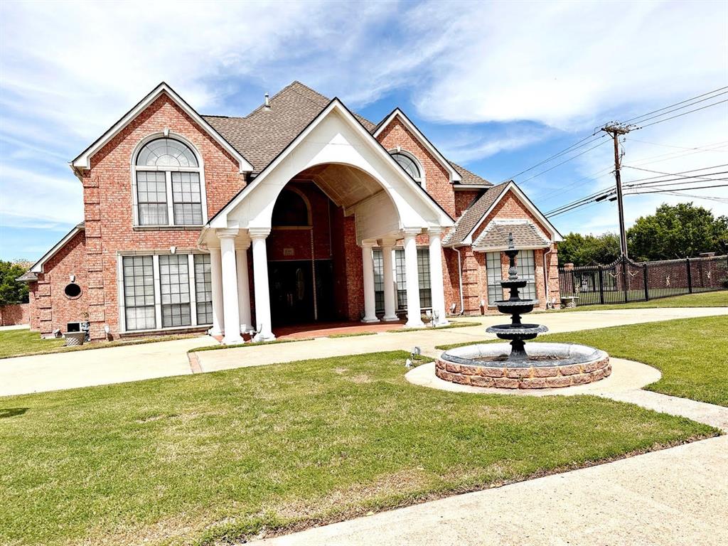1301 Wyndmere Drive Property Photo 4