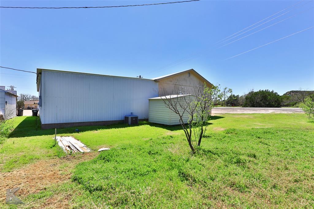 5843 Us-83 Property Photo 28