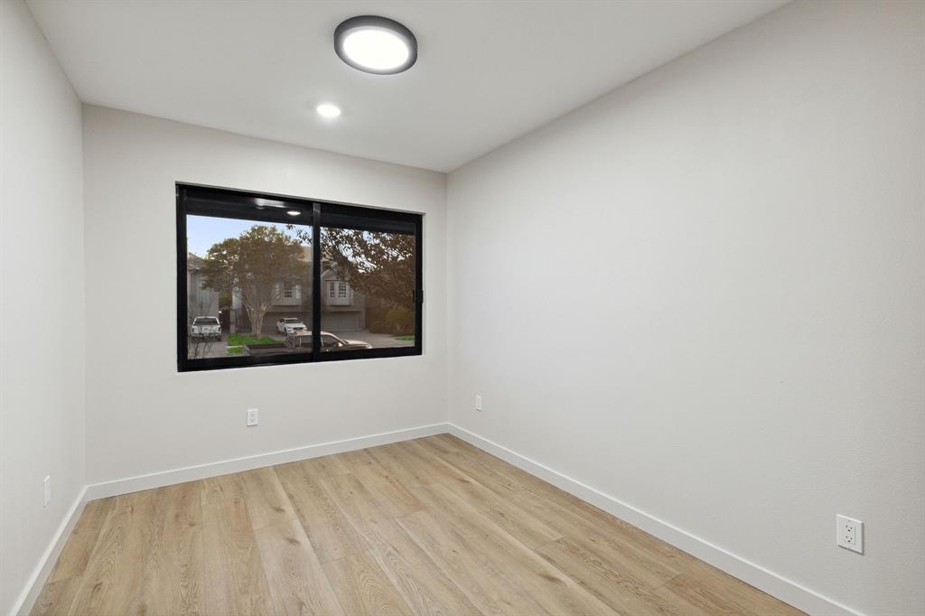 5200 Byers Avenue Property Photo 19