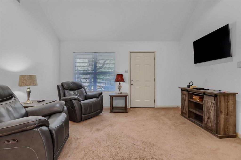 1830 Clark Drive Property Photo 6