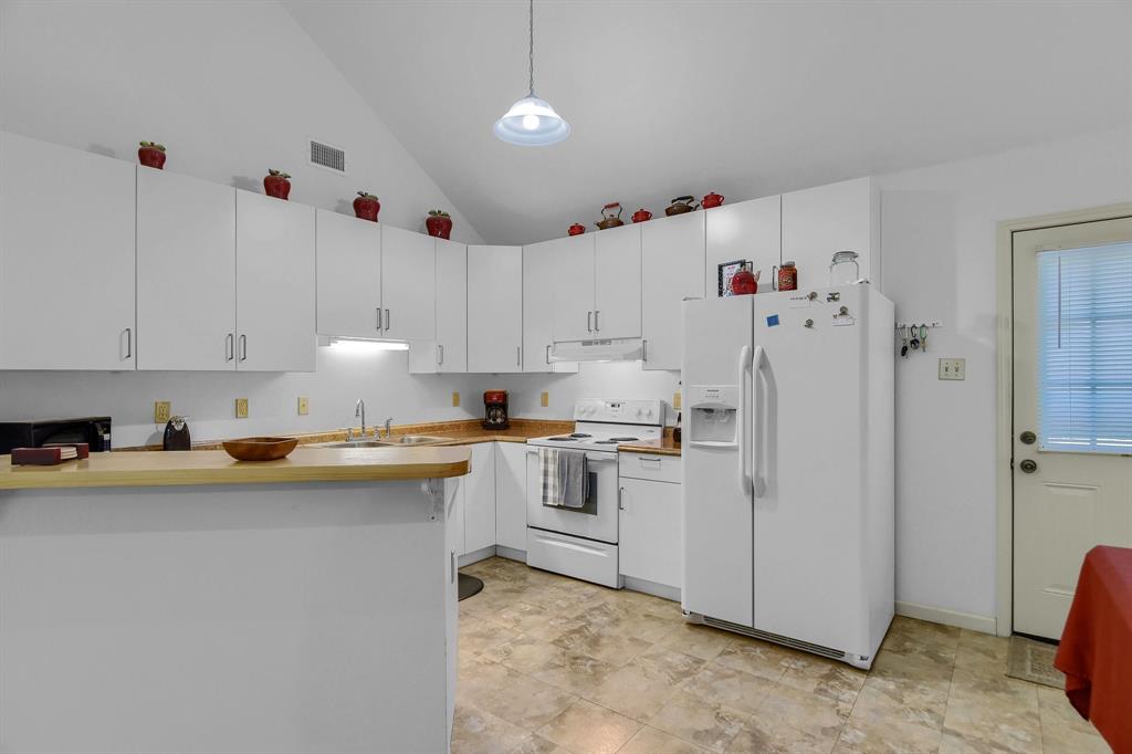 1830 Clark Drive Property Photo 12