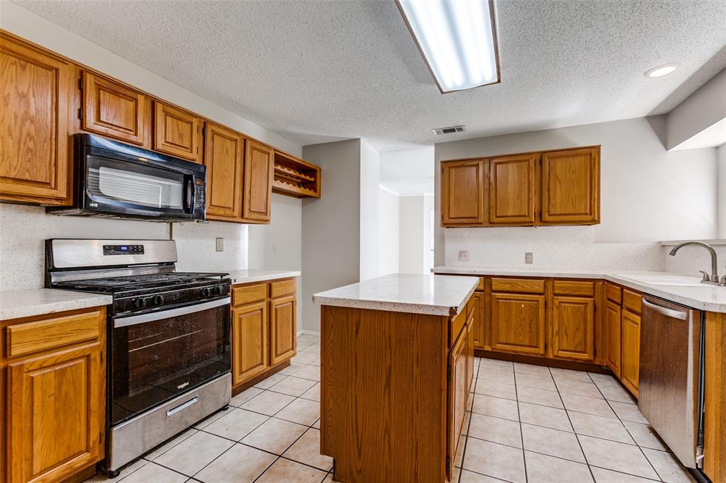 3841 Parkmont Drive Property Photo 27