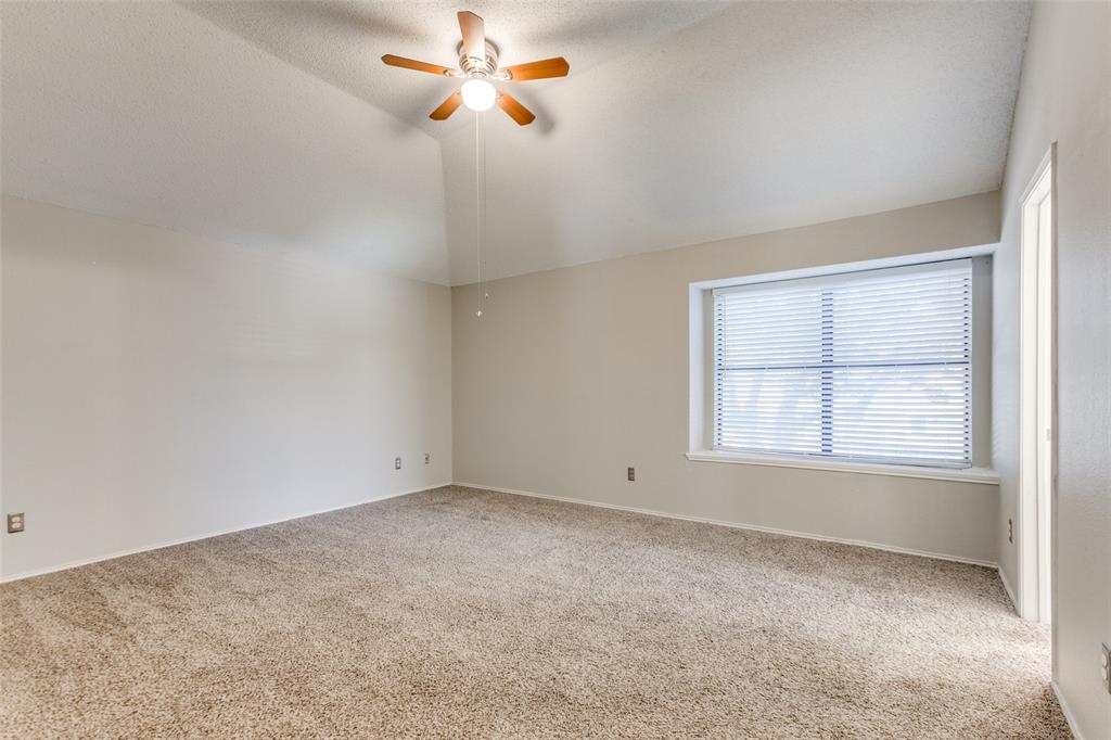 3841 Parkmont Drive Property Photo 35