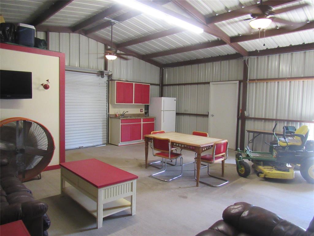 111 Tyler Lane Property Photo 28