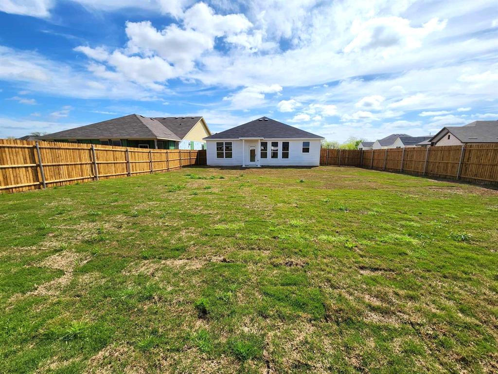 2701 Glasgow Way Property Photo 19