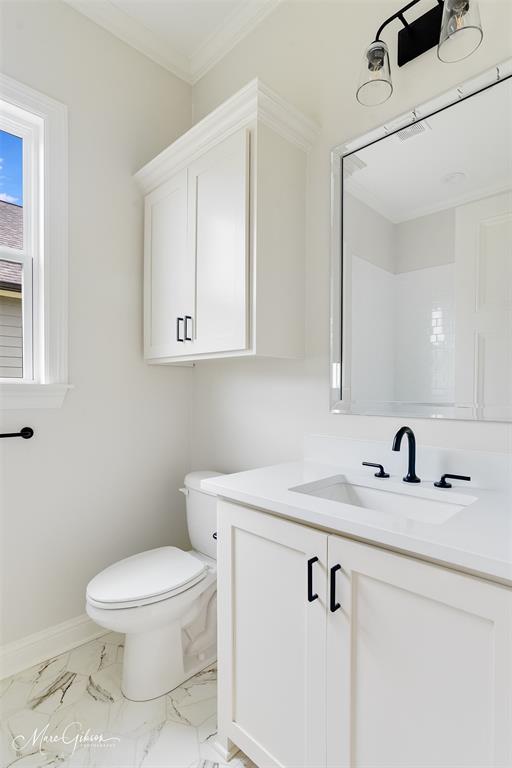 2232 Fairwoods Drive Property Photo 15