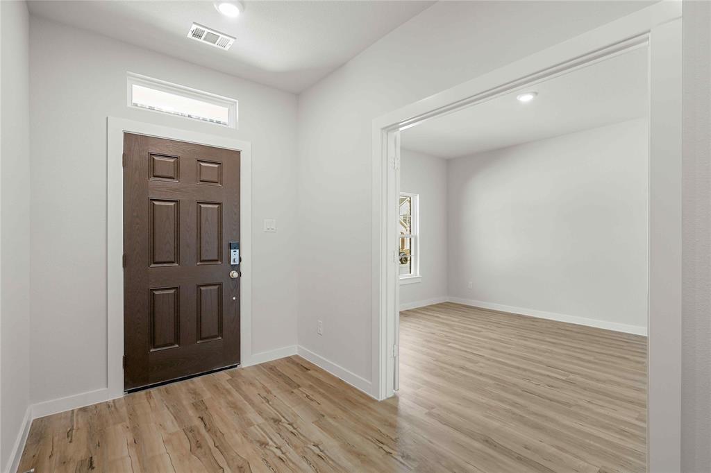 764 Vineyard Way Property Photo 3