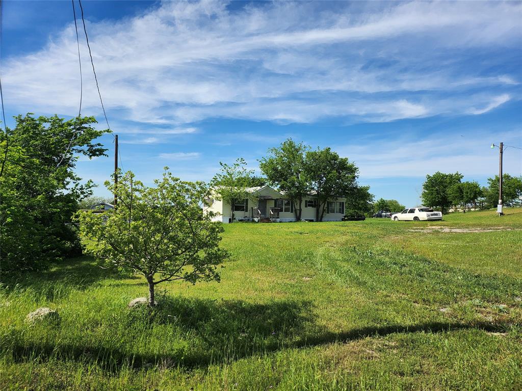 308 Coyote Trail Property Photo 1