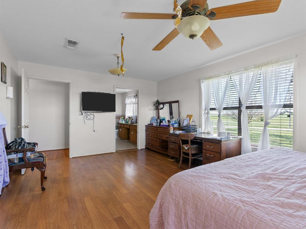 1006 County Road 2475 Property Photo 25