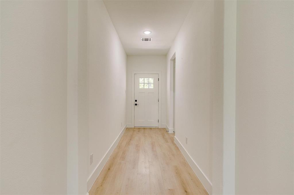 813 Stamps Avenue Property Photo 7