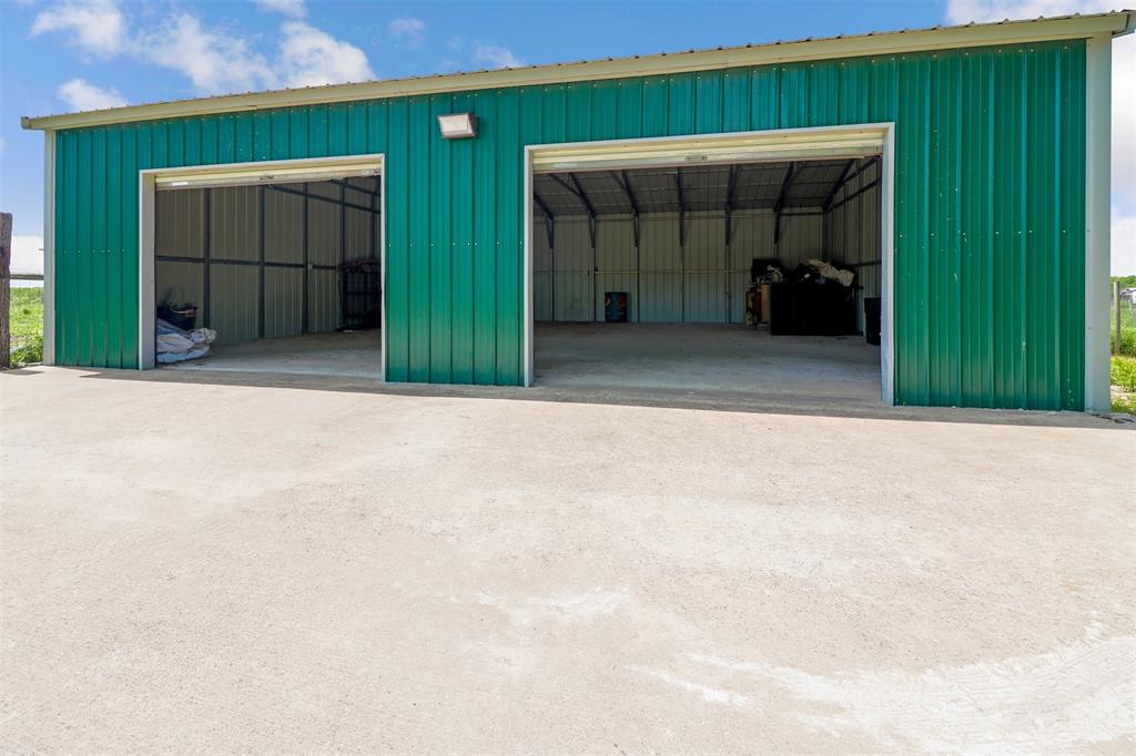 12393 Fm 1392 Property Photo 4