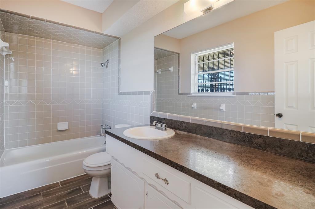 12393 Fm 1392 Property Photo 22