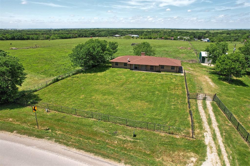 12393 Fm 1392 Property Photo 33