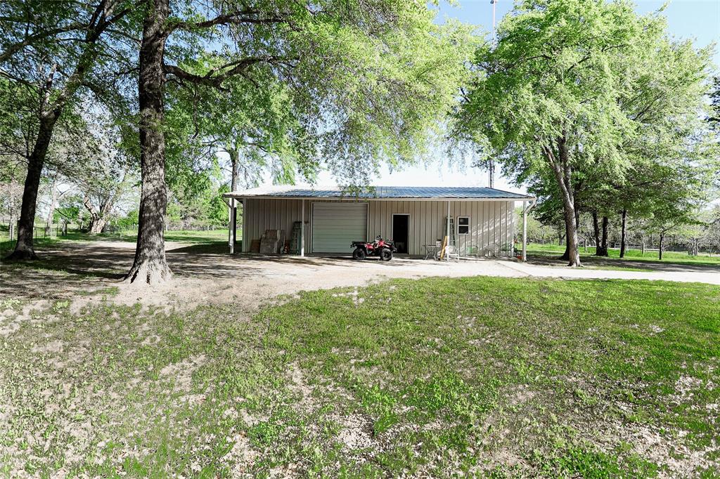 679 County Road 1465 Property Photo 5