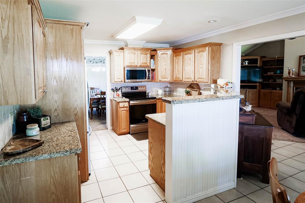 679 County Road 1465 Property Photo 17