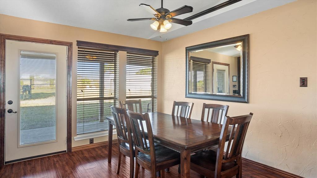 11874 Fm 157 Property Photo 9