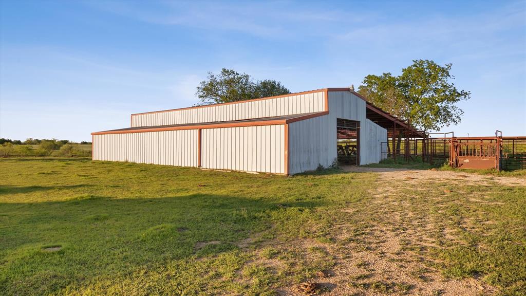 11874 Fm 157 Property Photo 21