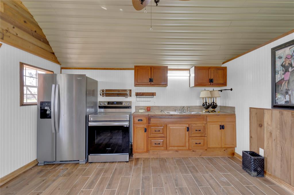 4403 Fm 205 Property Photo 14