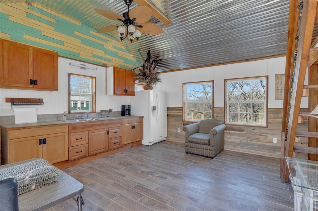 4403 Fm 205 Property Photo 23