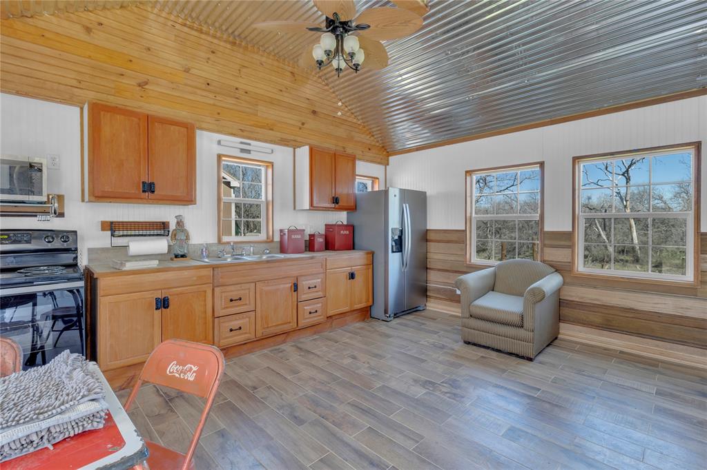 4403 Fm 205 Property Photo 33