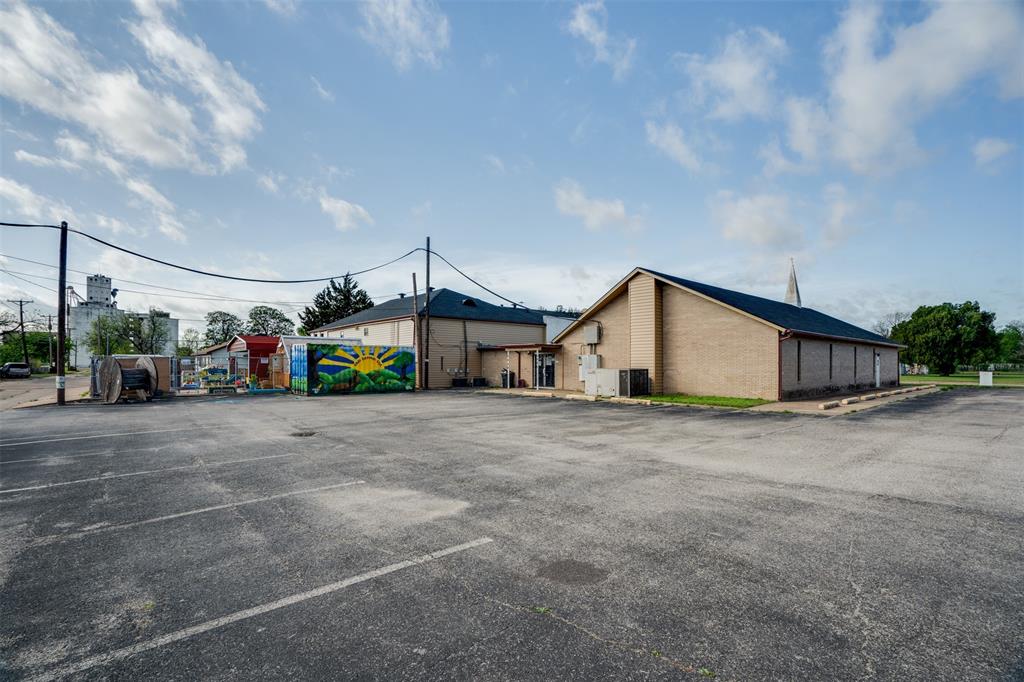 1509 Bluff Street Property Photo 5