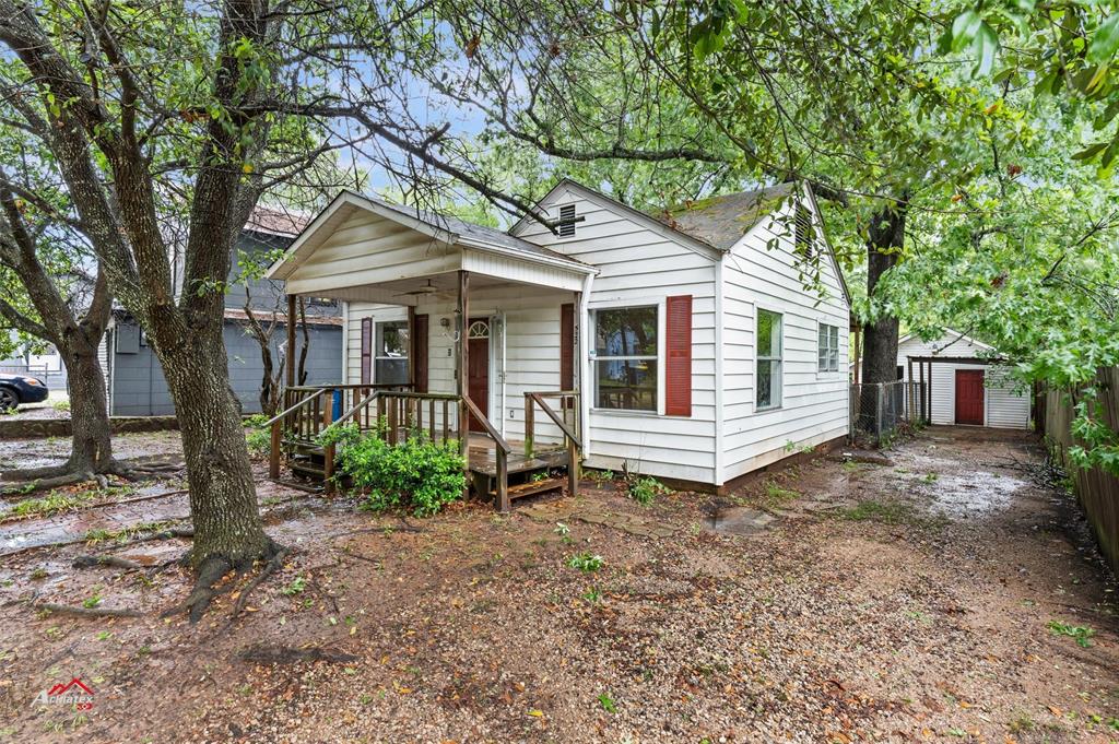 522 Elder Street Property Photo