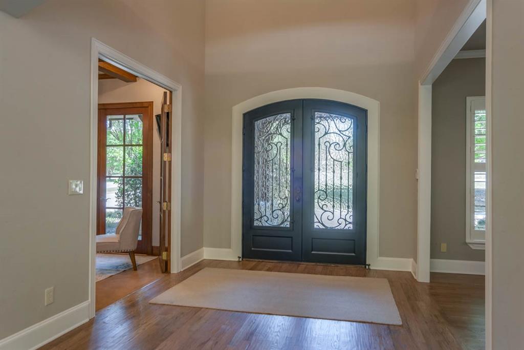 1330 Beverly Circle Property Photo 8