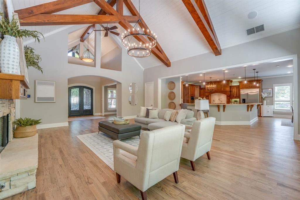 1330 Beverly Circle Property Photo 12