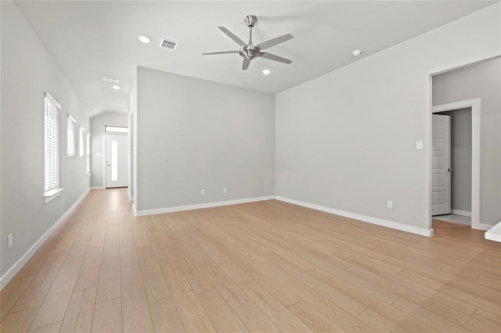 4005 High Valley Property Photo 4