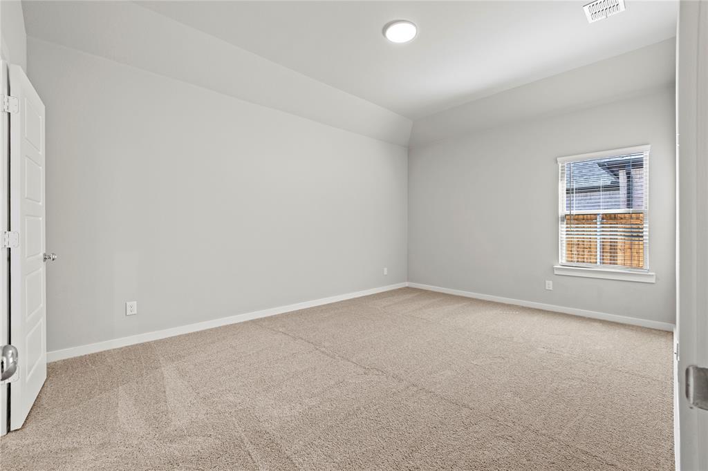 4005 High Valley Property Photo 8