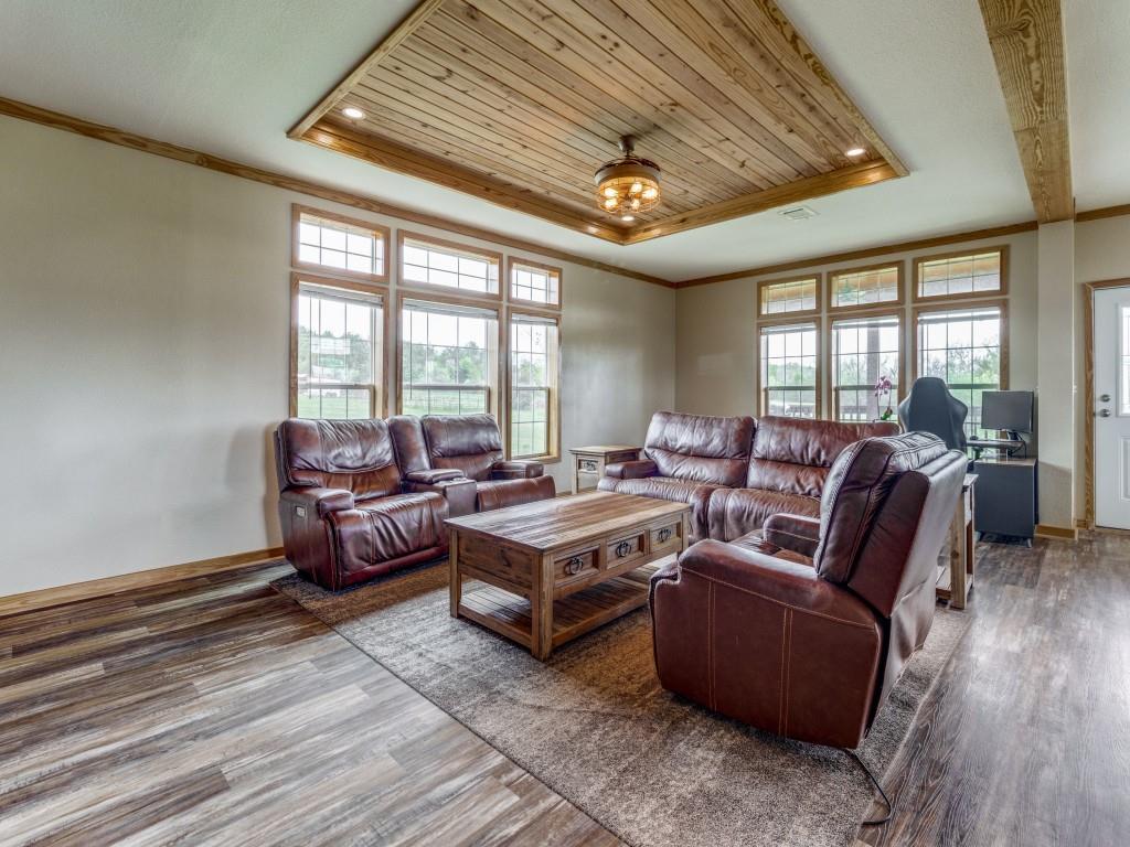 3568 Cr-147 Property Photo 8