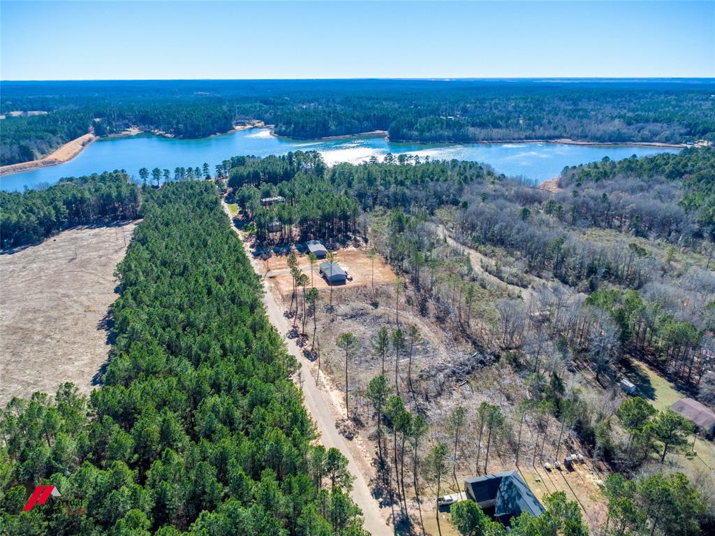 4 Lake Road Property Photo 1