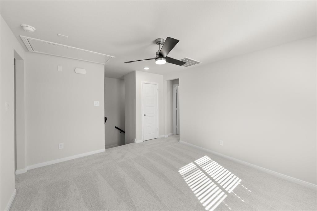 194 Griffith Drive Property Photo 16