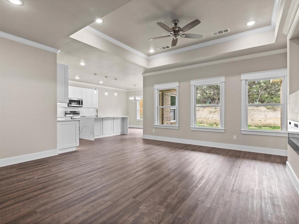 2127 Christine Drive Property Photo 4