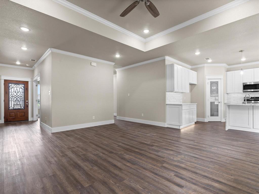 2127 Christine Drive Property Photo 10