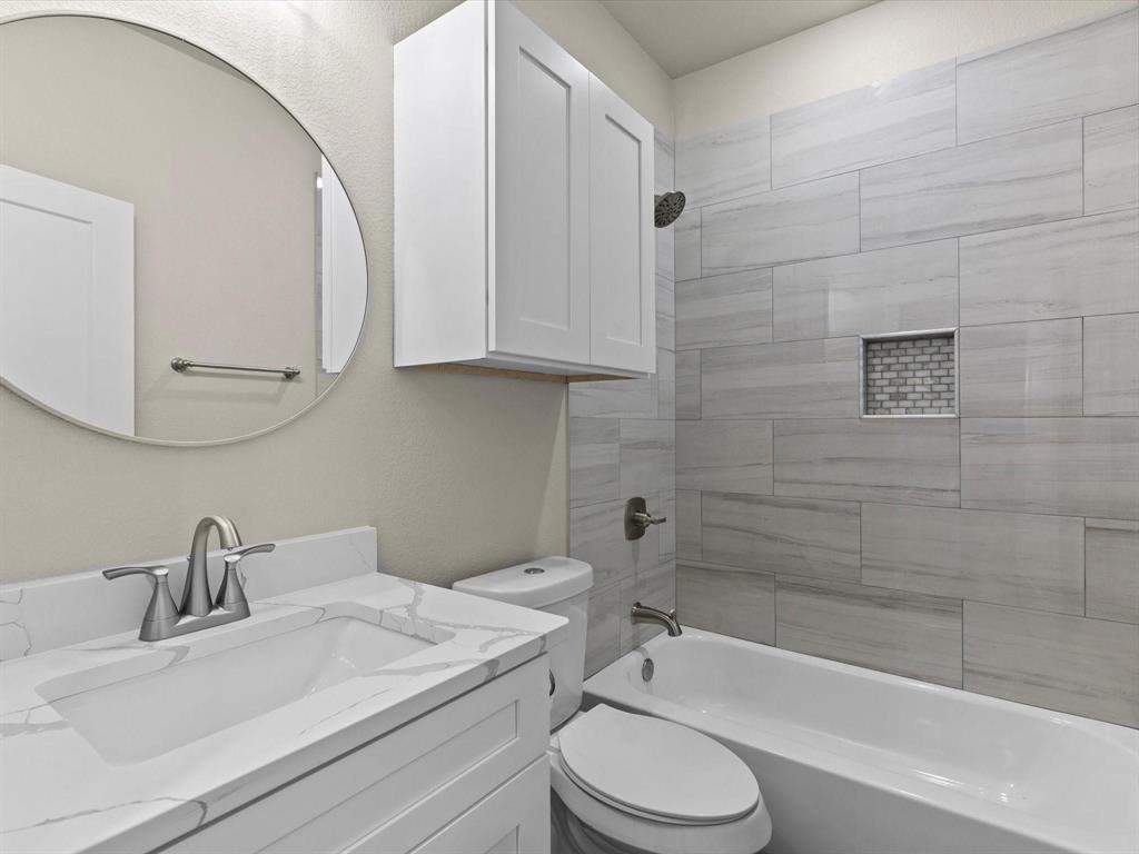 2127 Christine Drive Property Photo 16