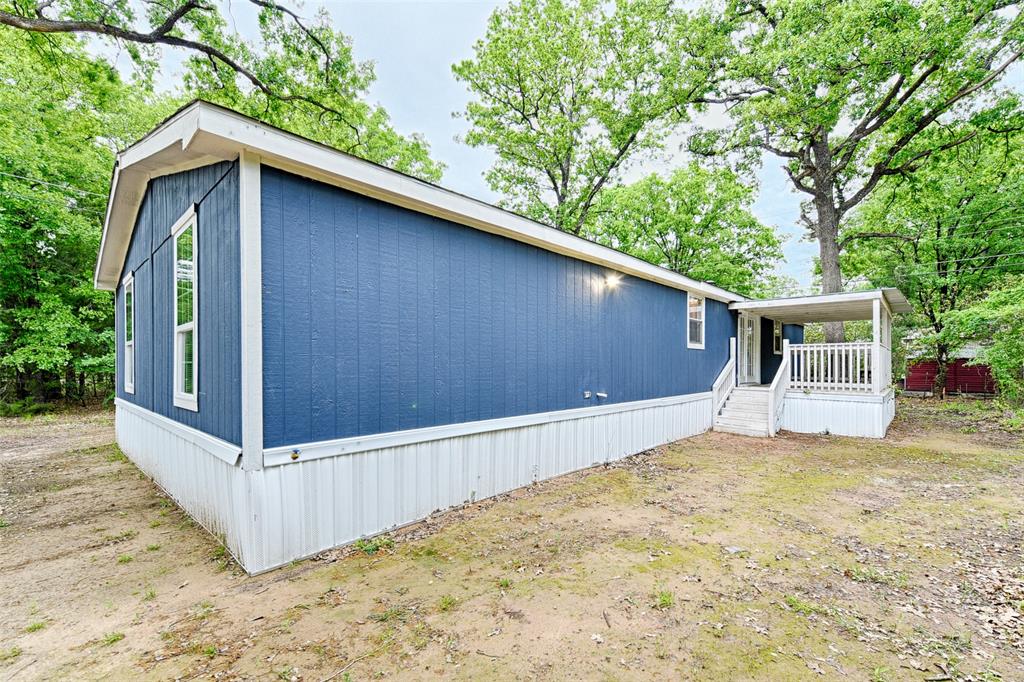 138 Cherokee Shores Drive Property Photo 4