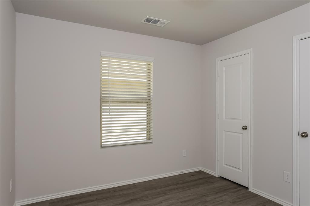 5544 Willamette Drive Property Photo 15