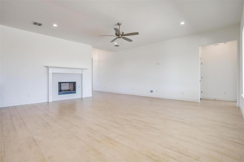 1000 Fan Palm Place Property Photo 15