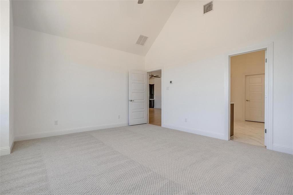 1000 Fan Palm Place Property Photo 24