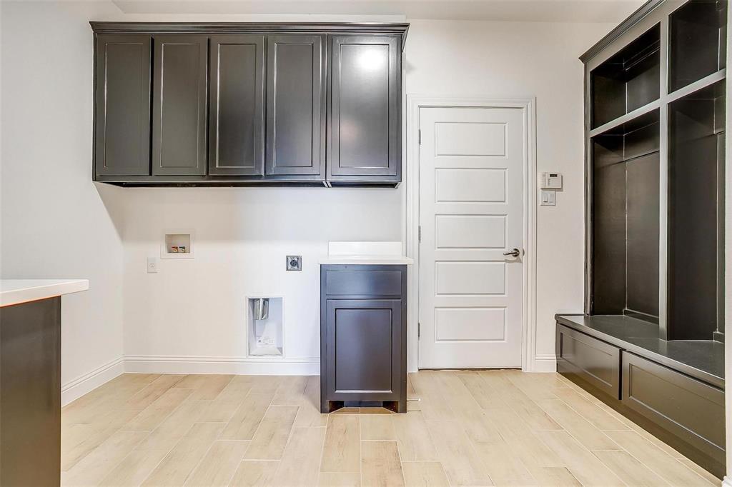 1000 Fan Palm Place Property Photo 33