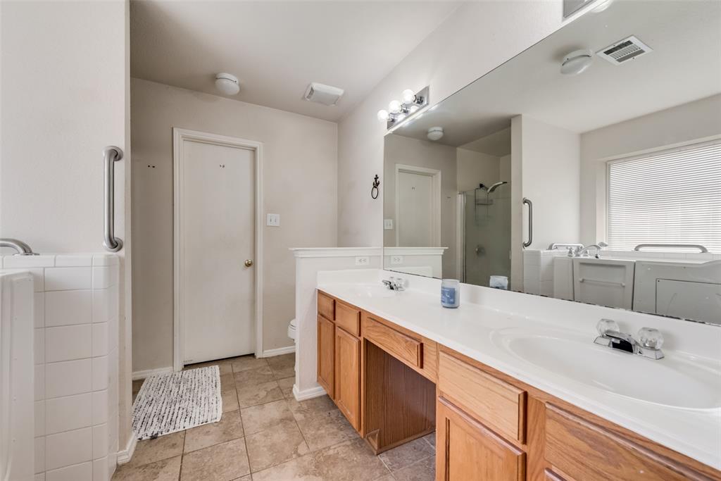 908 Rustic Drive Property Photo 13