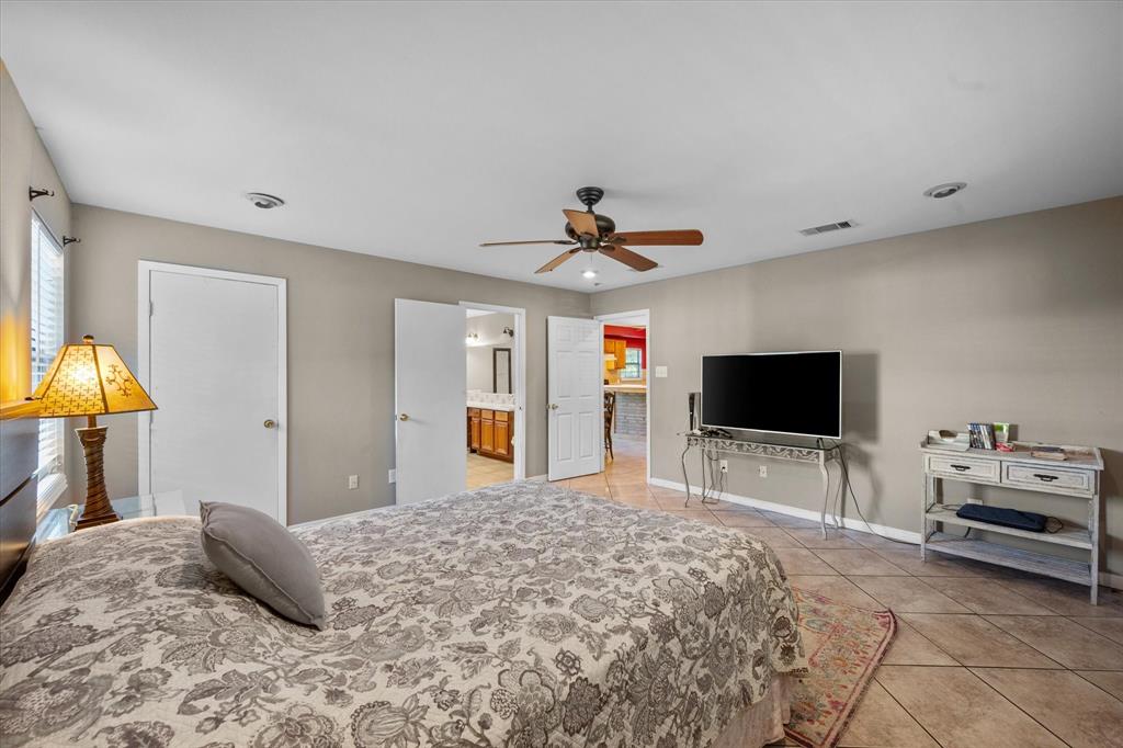 325 Driftwood Avenue Property Photo 19