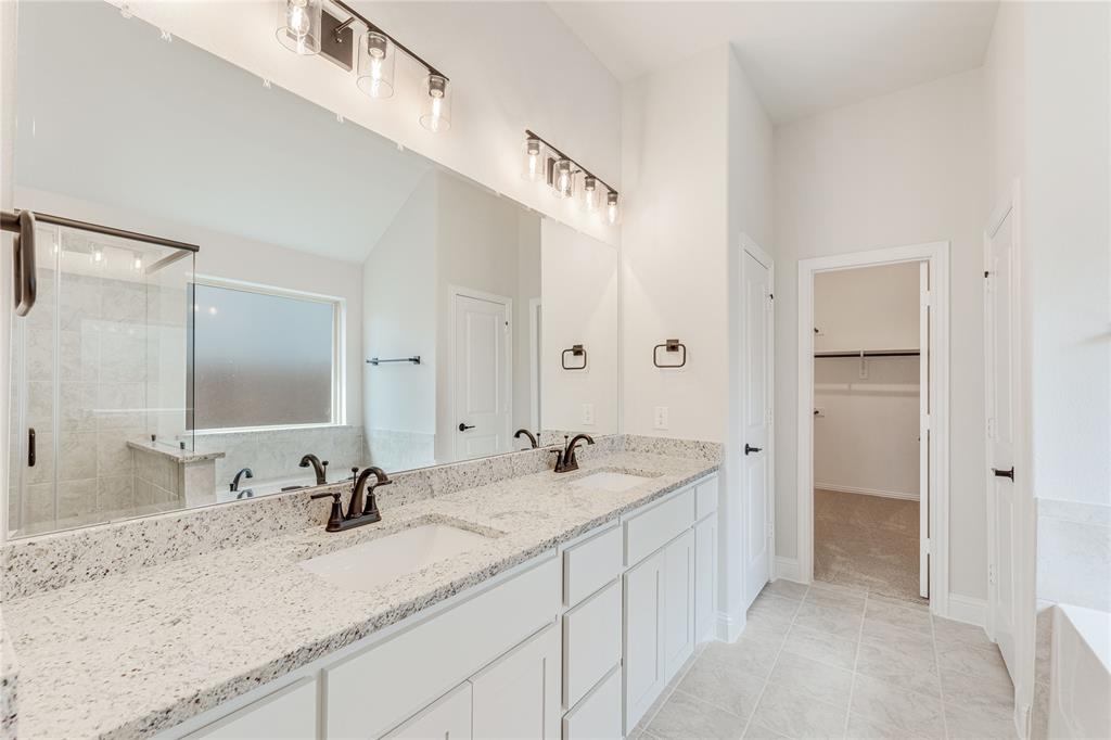 3240 Southampton Drive Property Photo 31