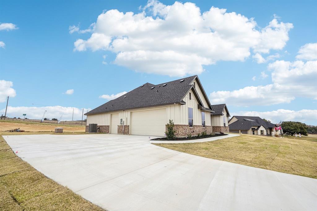 1176 Paradise Parkway Property Photo 5