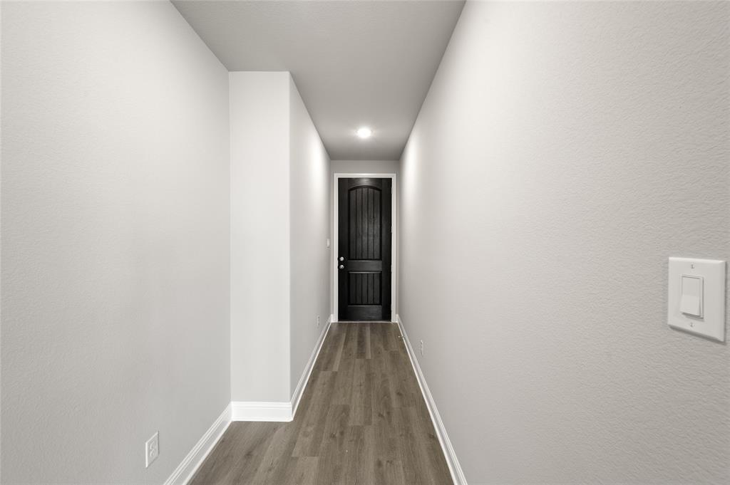 7012 Ranch View Place Property Photo 6